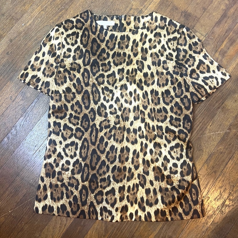 MICHAEL KORS Made In Italy Rayon Leopard Print Short Sleeve Blouse Top Size 10 - Picture 2 of 11